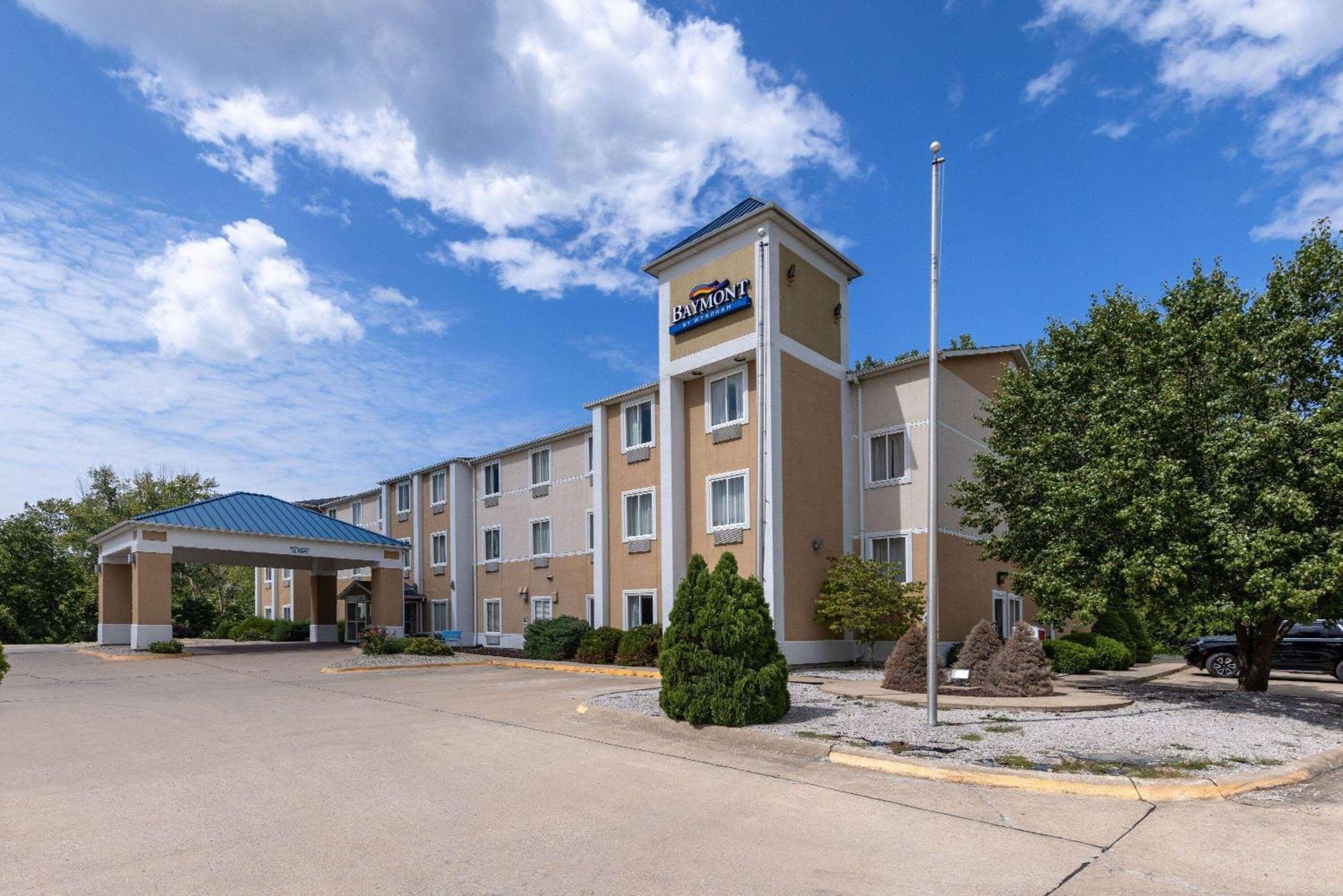Baymont By Wyndham Kirksville University Area Экстерьер фото