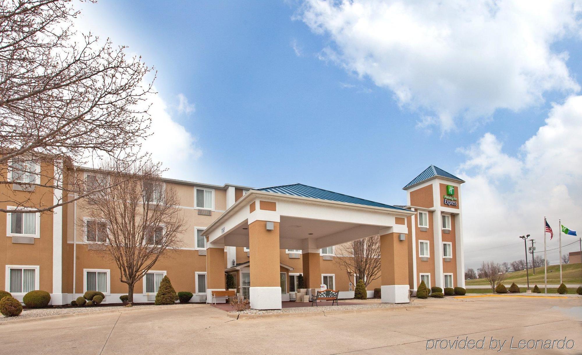 Baymont By Wyndham Kirksville University Area Экстерьер фото